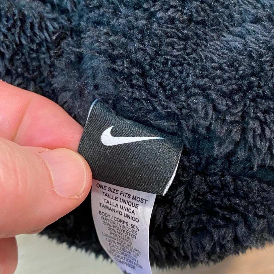 Nike Pom Pom Gorro Estampado Leopardo Sherpa Forrado Cálido Invierno Sombrero Mujer Talla Única Foto 4 de 4