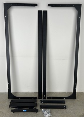 CHATSWORTH 11792-725 SWING GATE WALL RACK: 40u, heavy duty brackets |010-8097056