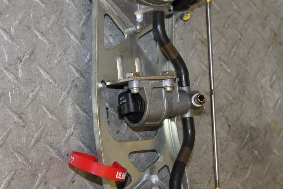 Carrocerías del acelerador Ducati 1098 1098 S 2008 Foto 3 de 4