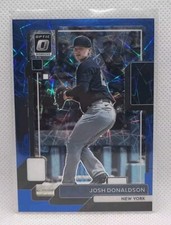 2022 Panini Donruss Optic Baseball Josh Donaldson Blue Velocity 25/99 #132 