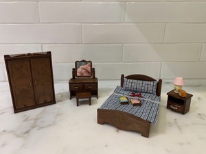sylvanian master bedroom set