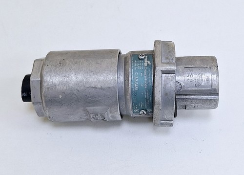 Cooper Crouse-Hinds APJ3485 Circuit Breaking Plug - Picture 3 of 8
