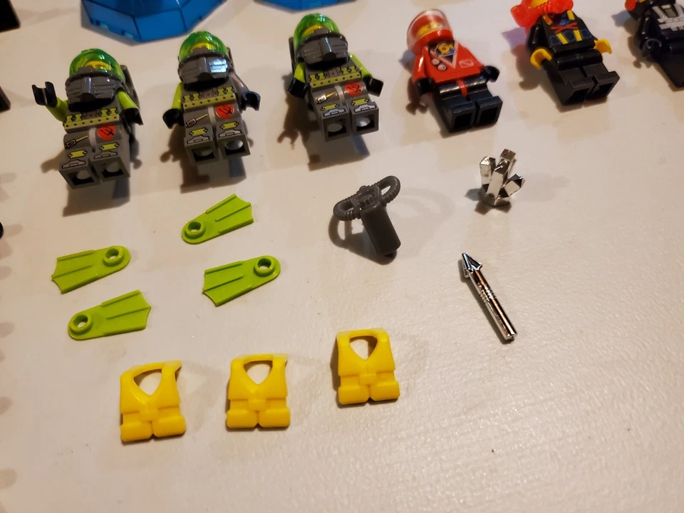 LEGO Atlantis Buceo Submarino Minifiguras Accesorios Lote Foto 3 de 4
