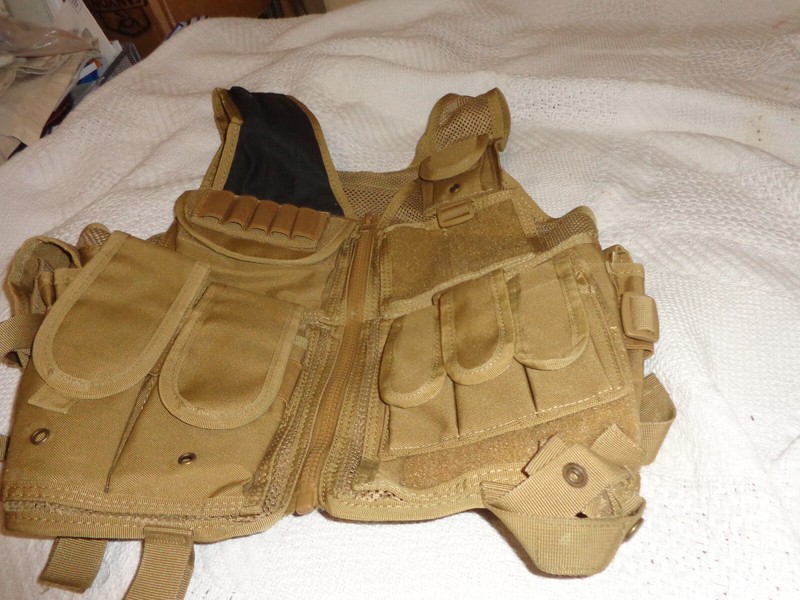 military tactical vest brown size unknown