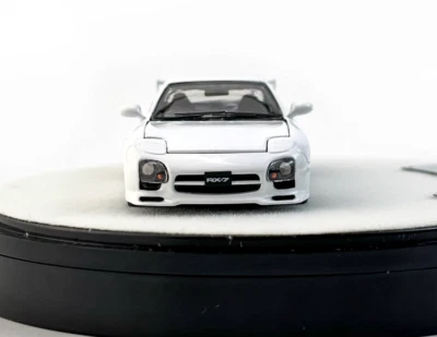 PGM 1:64 White JDM RX-7 FD3S Round Racing Sports Model Diecast