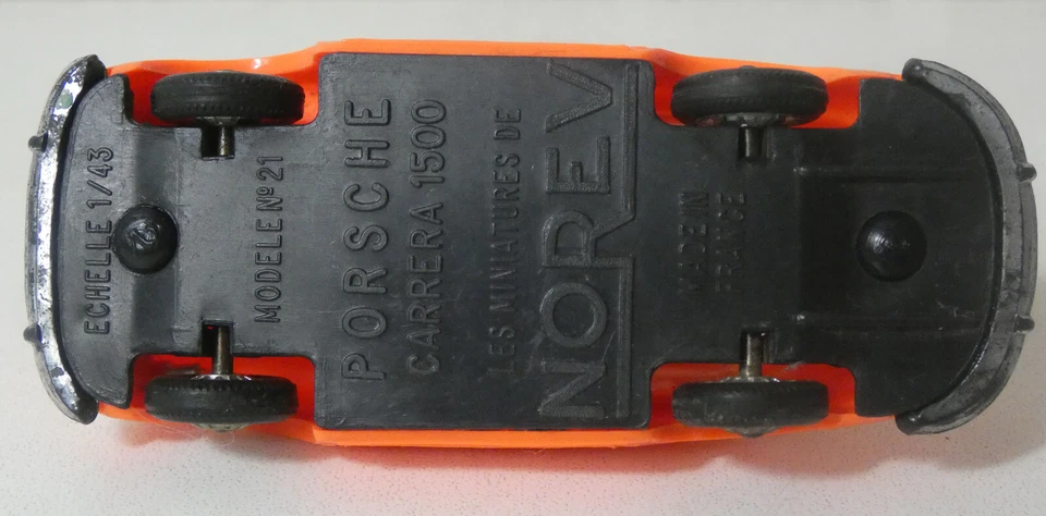 Les miniatures de Norev Porsche carrera 1500 1/43 Modèle N°21 - Photo 4/4
