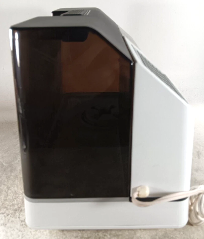 Holmes Humidifier Pure Mist 2.6 Gallon Model HM-260 - Image 4 of 4