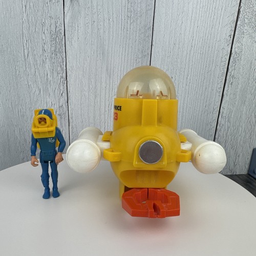 Vtg Fisher-Price Adventure People Aero Marine Search and Rescue Submarine #323 - Picture 2 of 11
