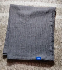 CASPER for AMERICAN AIRLINES first class blanket gray travel couch throw 