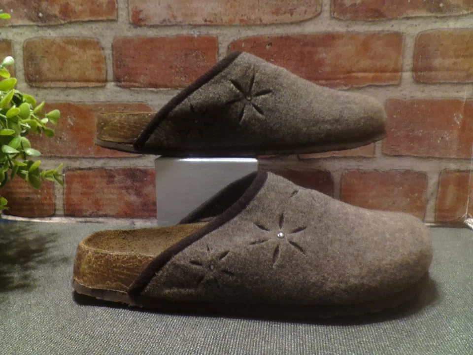 Zueco de lana de gamuza marrón tostado American Eagle Outfitters AE talla 7 ITALIA Foto 4 de 4