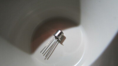 TESTER DIODI A transistor PNP/NPN generatore di segnale onda modulo TESTER DIODI A transistor PNP/NPN generatore di segnale onda modulo
