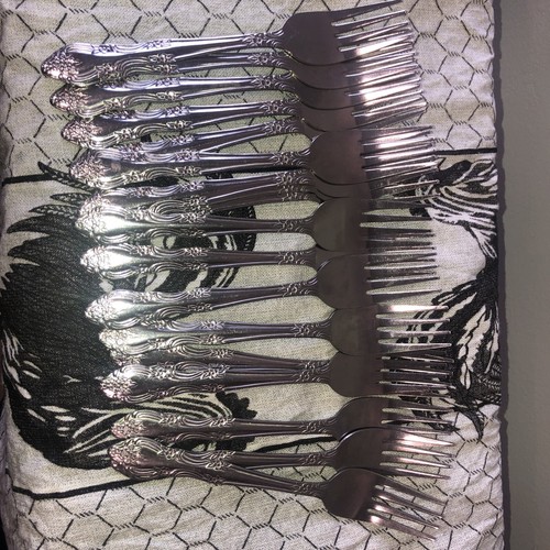 20 Rogers DREAM ROSE Stainless SALAD FORKS Vintage Flatware Utensils Set Of 20 - Picture 2 of 7