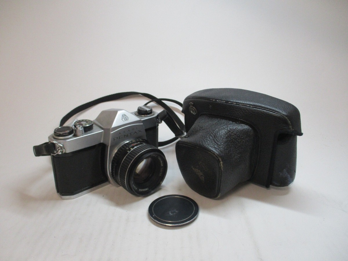 Asahi Pentax SLR Film Camera with Protective Lense and Bag Untested Silver