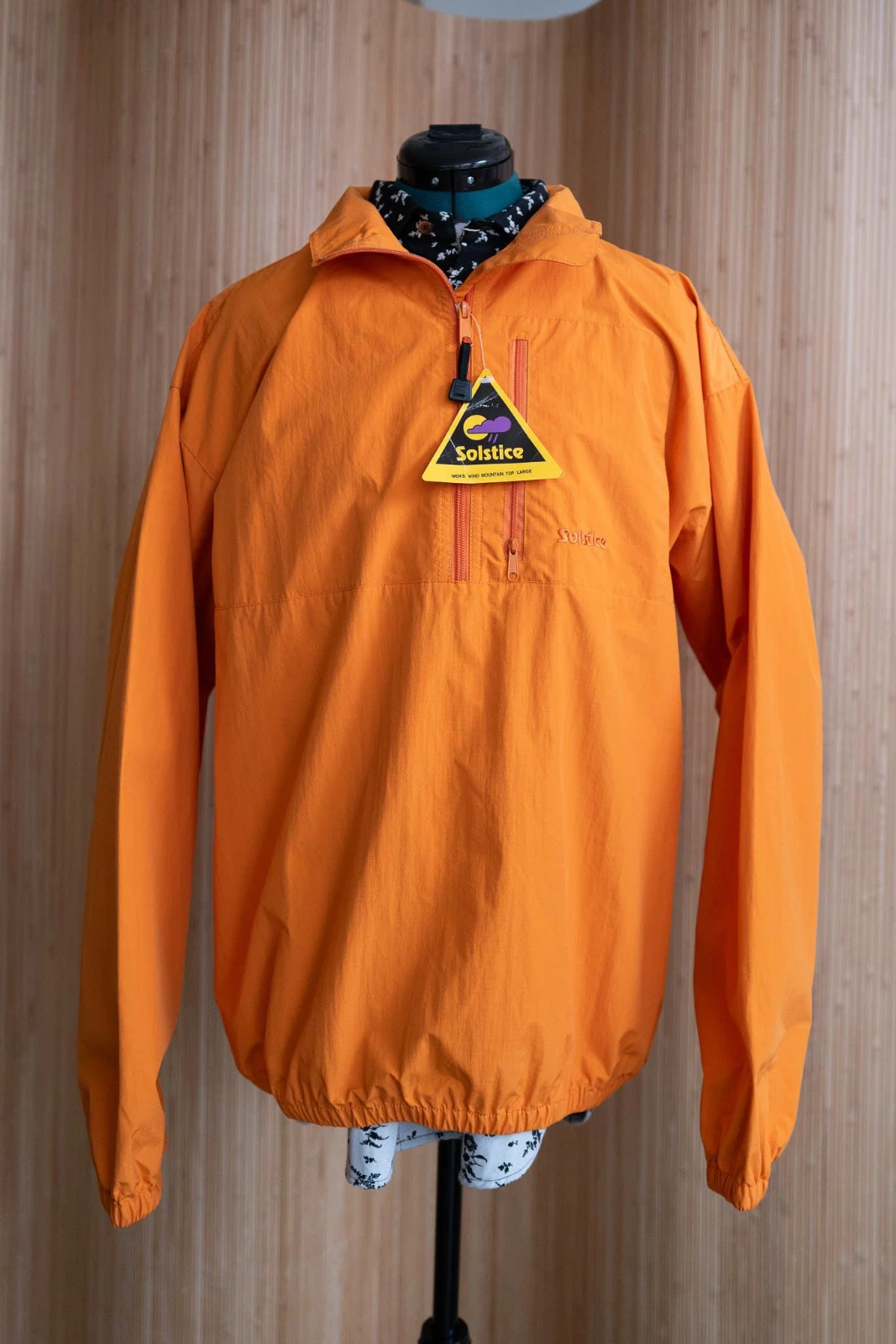 Solstice Orange Windbreaker Size: L 100% Nylon