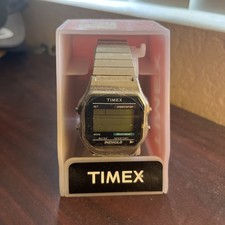 Timex T78587, Mens Digital Silvertone Expansi...