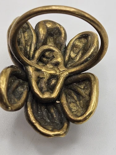 Vintage Brass Modernist Daisy Flower Ring Size 5.5 - Picture 9 of 10