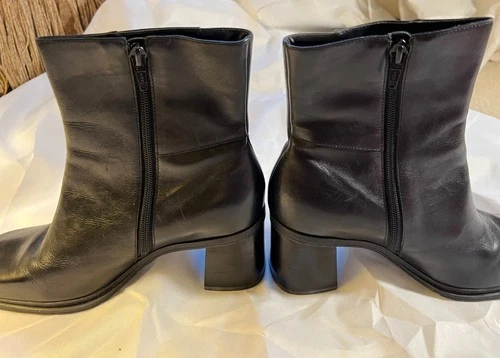 Botines de cuero negros para mujer - tacón bloque - talla 9 ancho Foto 3 de 4