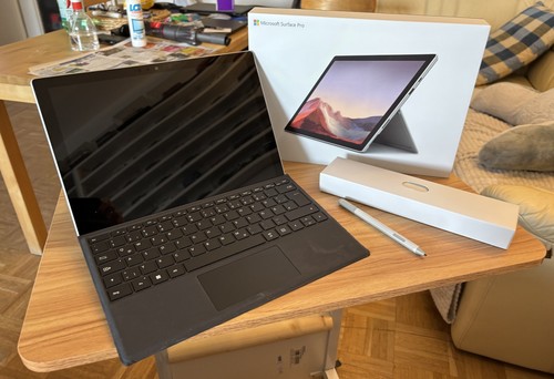 Microsoft Surface Pro 7 Core i7 - 16 GB RAM 256 GB SSD + Tastatur & Stylus- Pen
