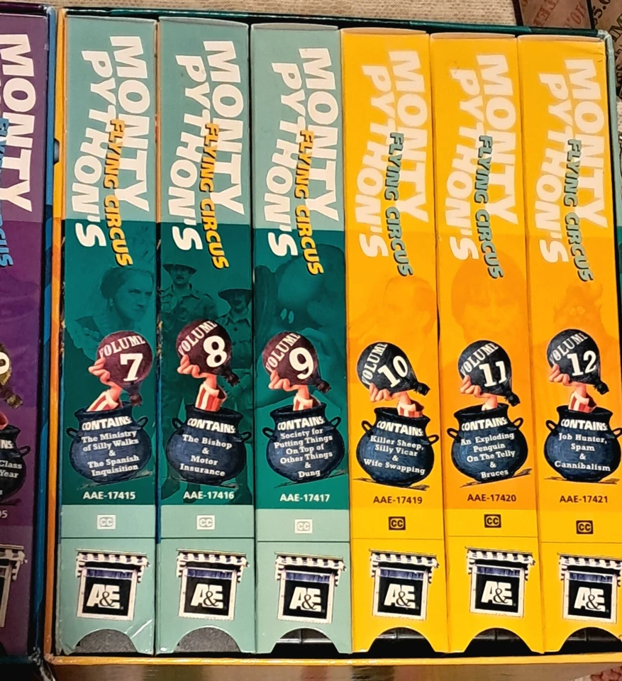 Monty Pythons Flying Circus: Complete 1st & 2nd Seasons(VHS, 1999, 12-Tapes - Image 3 of 4