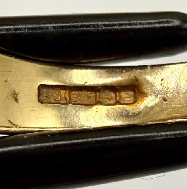 Vintage Solid 9k Yellow Gold Ruby Etched Ring, Si… - image 10