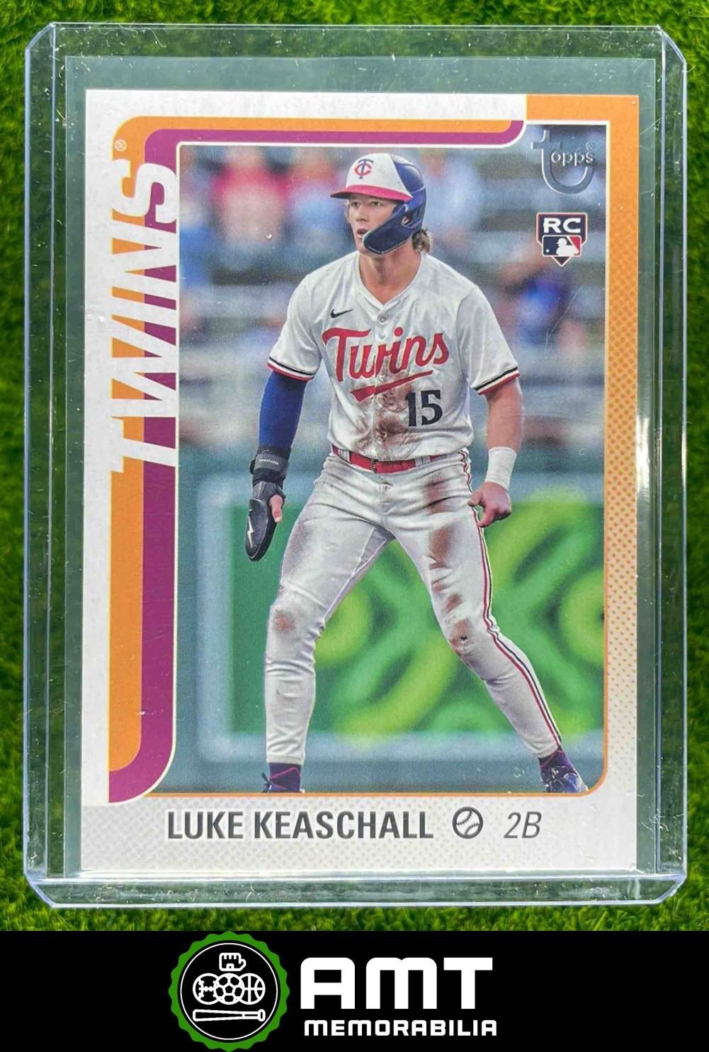 2025 Topps Update #US16 Luke Keaschall Vintage Stock 45/99 Minnesota Twins RC