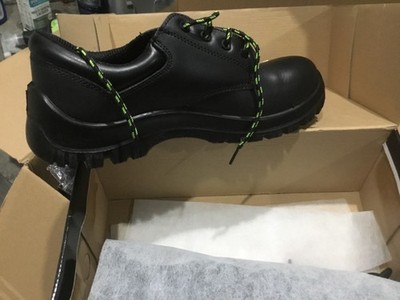 Herrenschuhe Gr. 10 Euro 44, schwarze Komposit Sicherheitsschuhe, von Xscape, neuer Karton