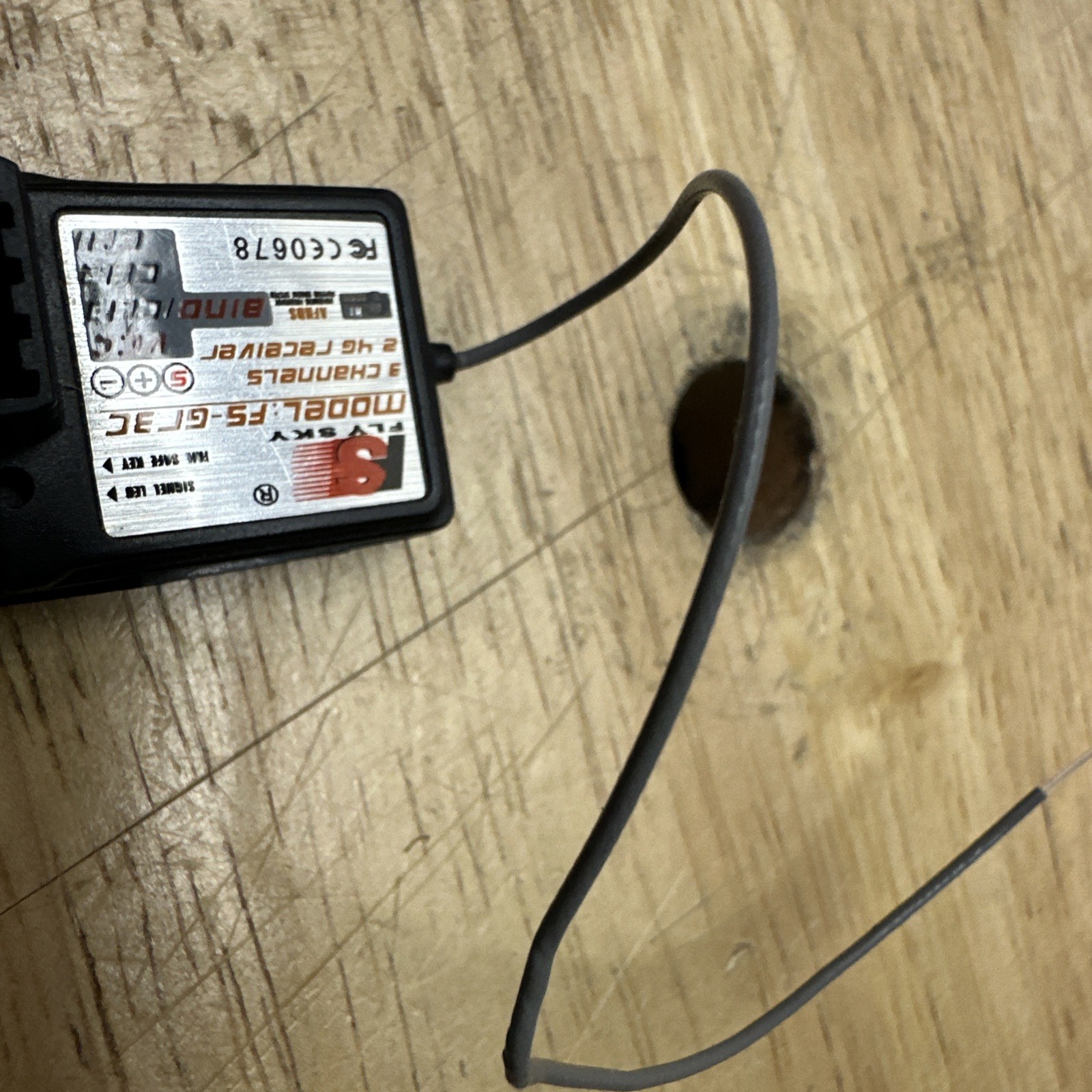 Fly Sky 2.4Ghz FS-GR3C 3-Channel Car/Truck Receiver Flysky