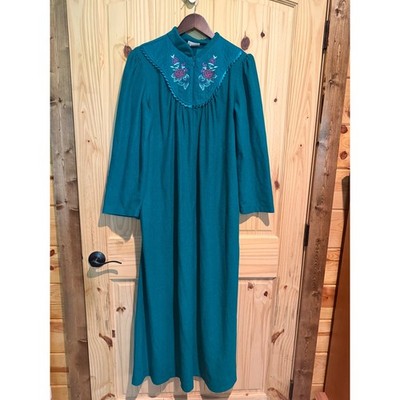 Adonna Woman Teal Green Floral Embroidered Zip Front Nightgown Robe 2X Vintage