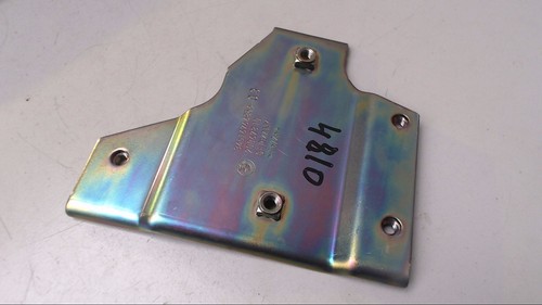 Halter Halterung Drehratensensor 20067310 BMW 330xd DPF Touring Bj 2008 E90 /