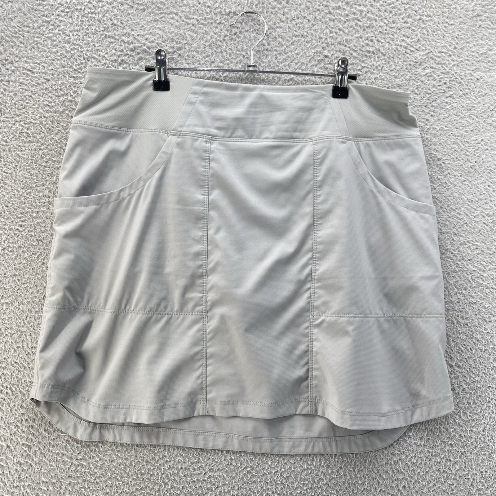 Patagonia Womens Tech Skort in Grey for Tennis Golf Pickleball Athleisure Style 82151