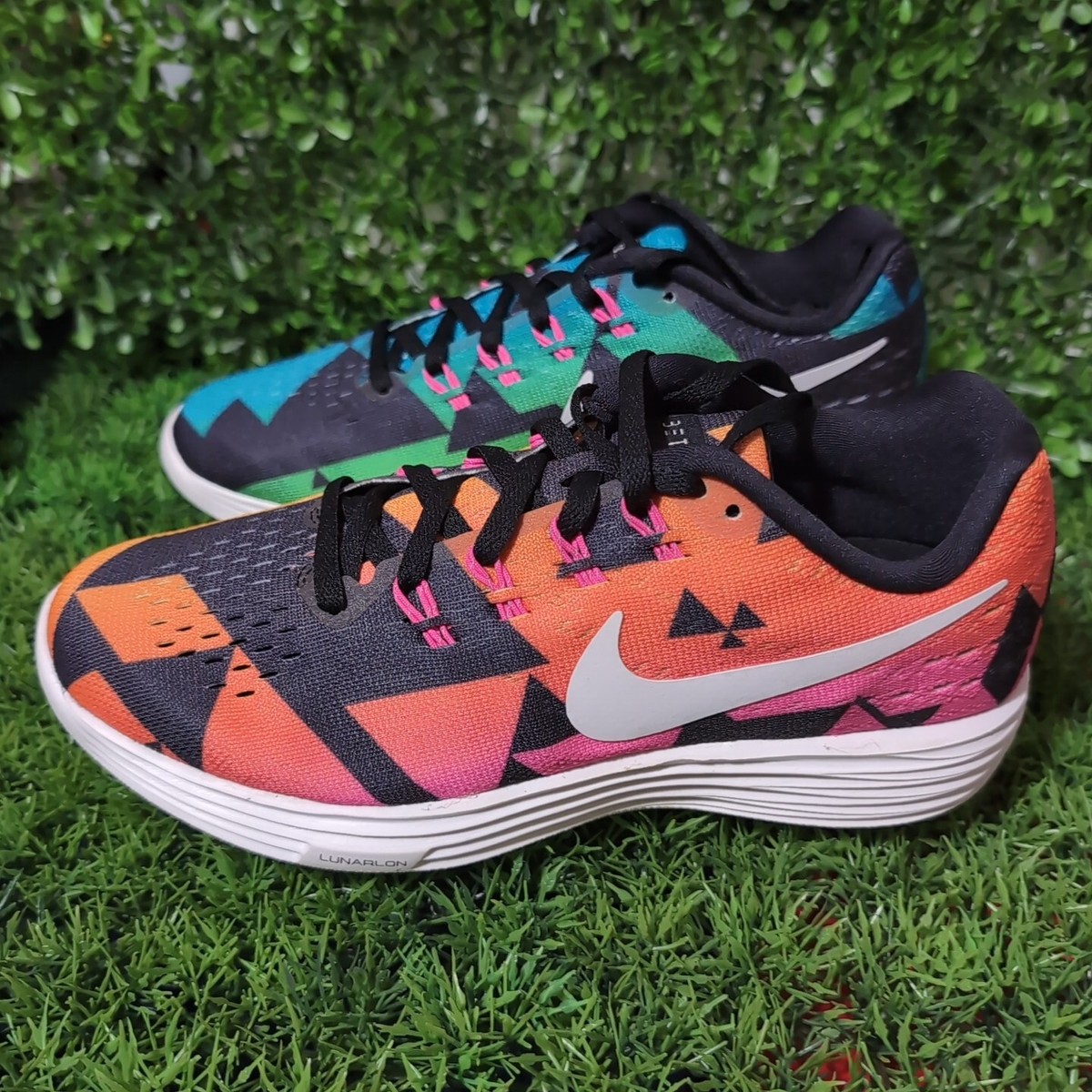 Nike Lunartempo 2 Betrue 848124 600 Gay Pride LGBT Rainbow 