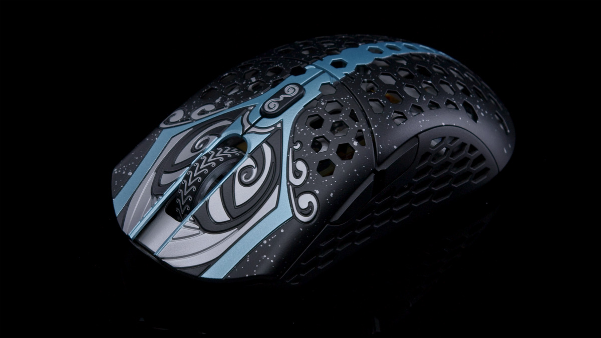 finalmouse starlight12 phantom medium