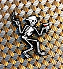 Social Distortion (band) Skeleton Enamel Metal Lapel Pin Badge New Punk
