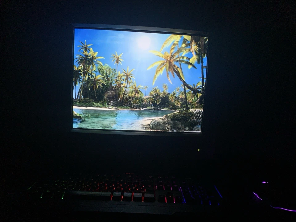 CRT Monitor 21" Hitachi Shadow Mask 0.21mm Dotpitch - Samsung 1100P+ - - Image 4 of 4