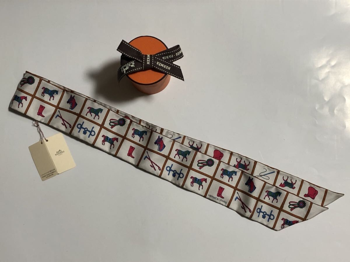 HERMES Twilly Scarf Silk Day to Night Luxury Accessory