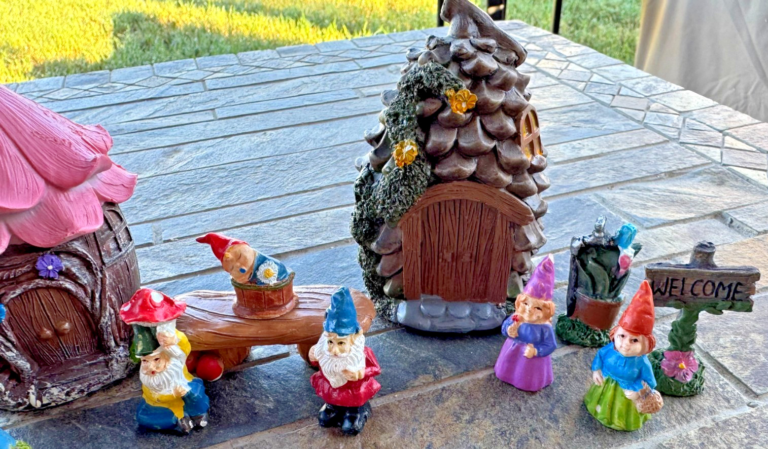 LOT OF 18 FAIRY GARDEN MINIATURES, 3 HOUSES, 2 BENCHES & 13 PEOPLE & ACCESSORIES