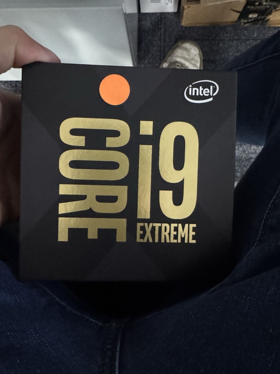 Intel BX80673I99980X Core I9-9980XE Extreme Edition 18 Core