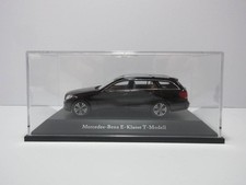 1:43 Mercedes-Benz E-Class T-Model Wagon Avantgarde S212 Late Obsidian Black