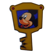 Disney Trading Pin 181511 FiGPiN - King Mickey - Y864 - Common - Kingdom Hearts 