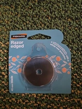 FISKARS #9531 RAZOR EDGED BLADE - 45MM, 1 IN A PACK 