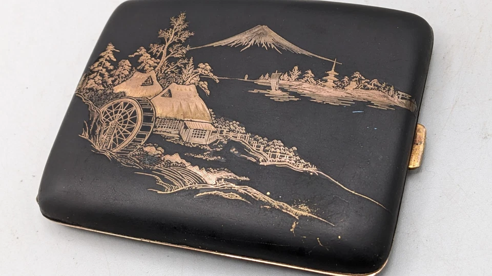 Vintage 1930s Japanese Cigarette Case with Gilded Inlay - Image 2 of 4