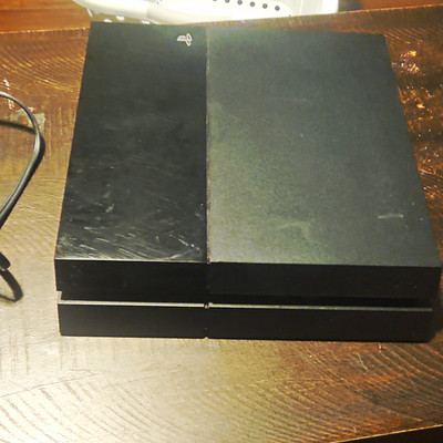 Sony PlayStation 4 PS4 Home Console Black w/ Power & HDMI Cables