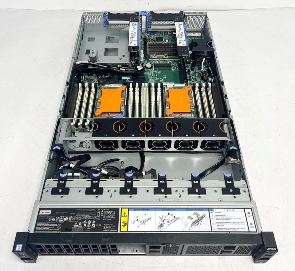 Lenovo Thinksystem SR650 2x Xeon 6130 128GB 2x600GB 15K SAS 16SFF 2U Rack Server - Image 3 of 4