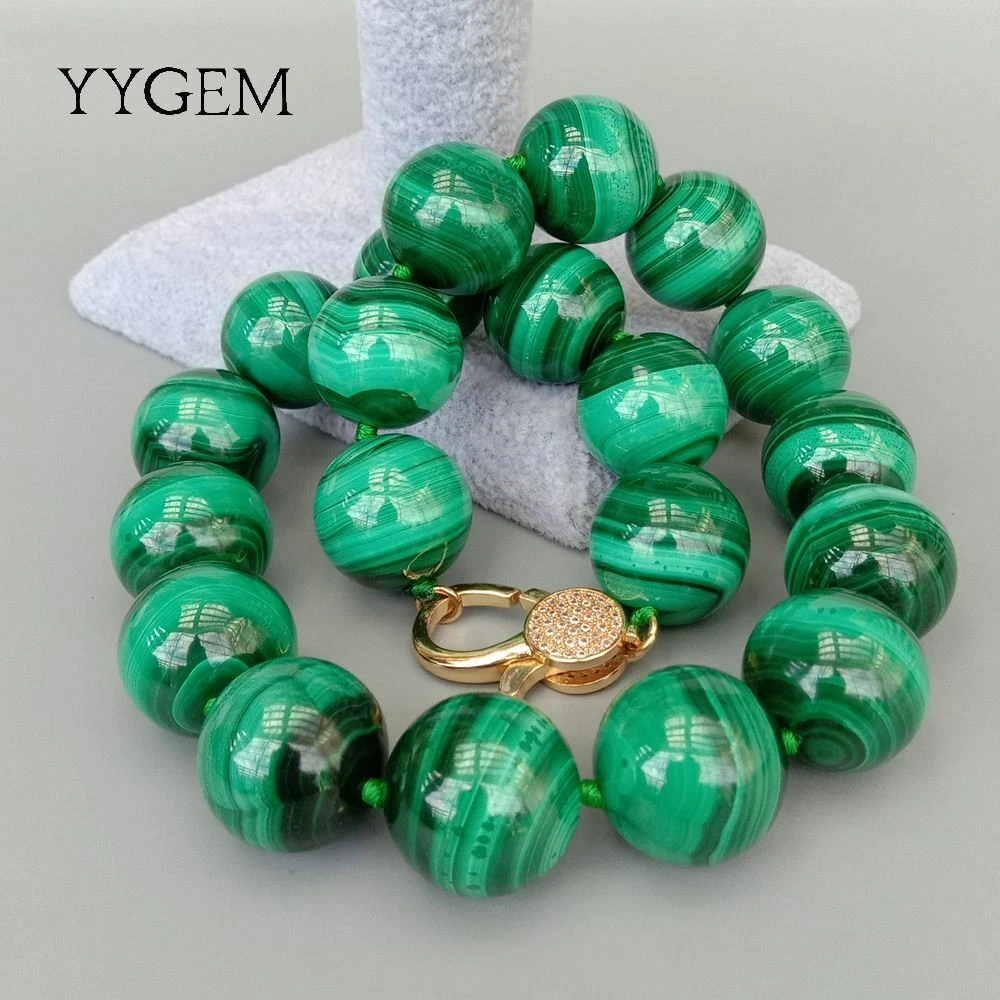 Natural AAA Grade 20mm Green Malachite Round Smooth Gemstone Necklace 46Cm - product detail image 2