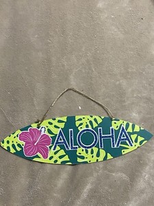 Aloha Sign with Hanging Cord 14" Long 5" Tall Sparkles