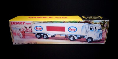 Dinky 945 A.E.C. Articulated Fuel/Oil Tanker Esso Reproduction Box