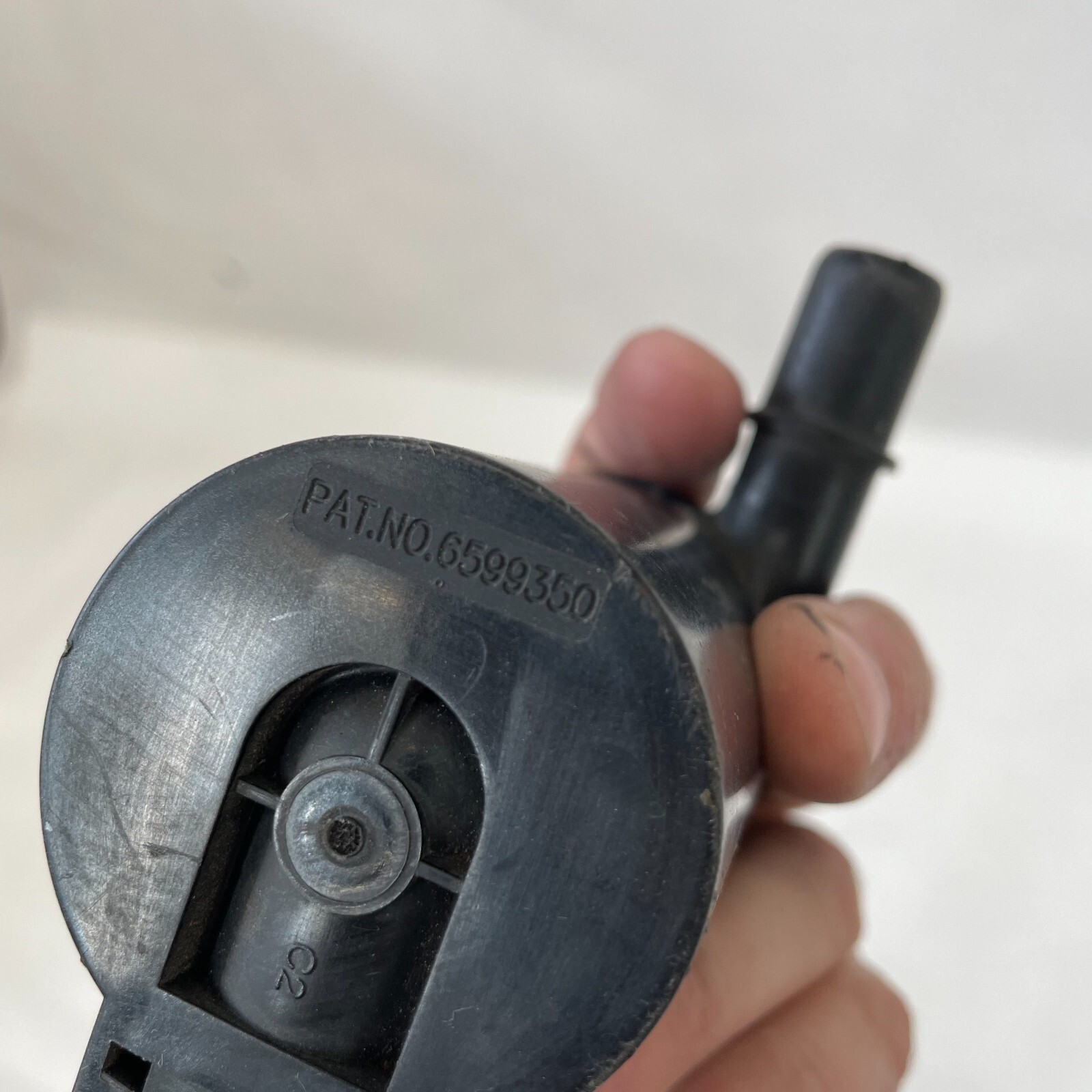 2003 2004 2007 HUMMER H2 FUEL VAPOR CANISTER PURGE VALVE SOLENOID