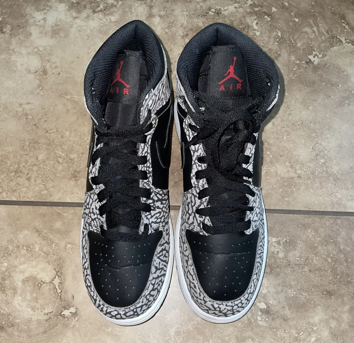 Jordan 1 Retro High Un-Supreme Elephant Print Size 6.5y Sneakers Black Grey Red