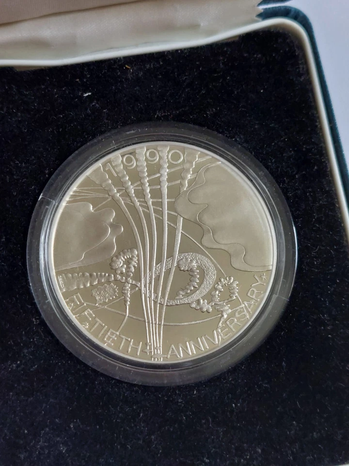 1990 Battle of Britain 50th Anniv. Sterling Silver Proof Commemorative Medallion - Image 3 of 4