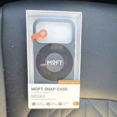 MOFT Snap On Case Black for iPhone 6.9'' Pro Max 2025 MagSafe Vegan Leather